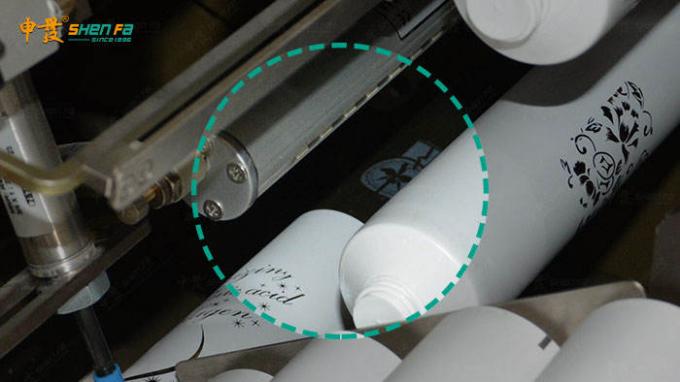 Impresora cosmética de la pantalla de Full Automatic Silk de la impresora del tubo para los tubos plásticos suaves cosméticos